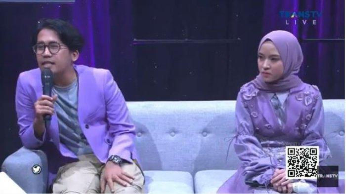 Nissa Sabyan Terlihat Bahagia Saat Ditanya Hubungannya dengan Ayus