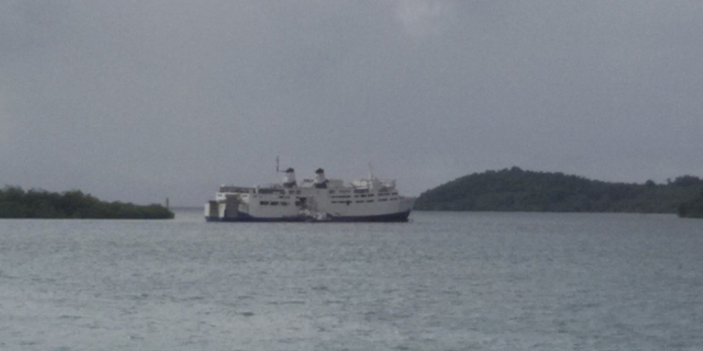 kmp-mutiara-persada-kandas_20150427_094304.jpg