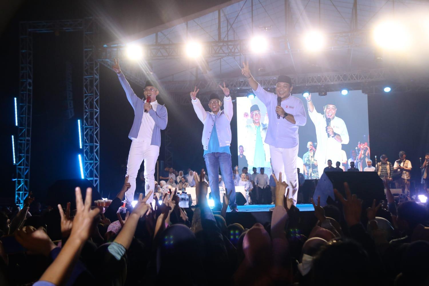 Kebersamaan di Konser Kebangsaan: Egi-Syaiful dan RMD Selaraskan Visi untuk Kemajuan Lamsel