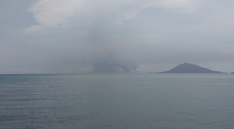kondisi-terkini-gunung-anak-krakatau.jpg