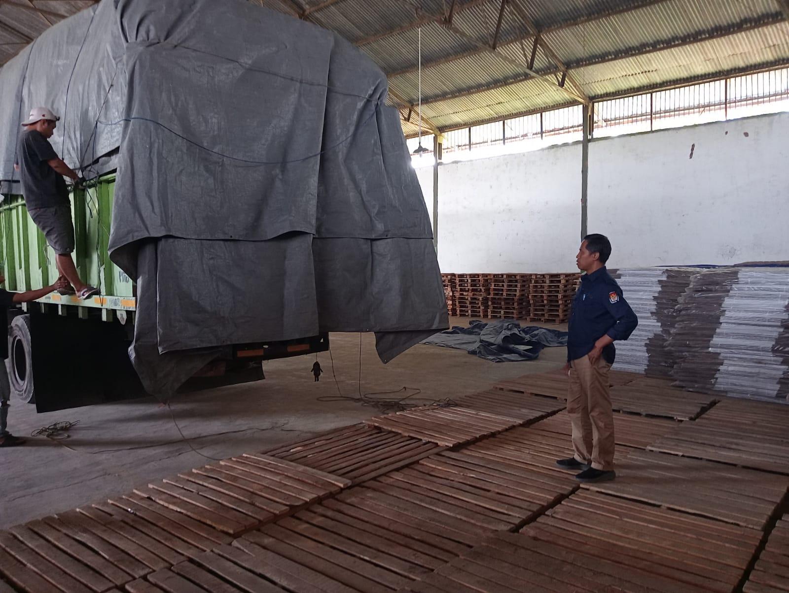 KPU Pesawaran Sortir 6.400 Kotak Suara untuk Pemilu 2024