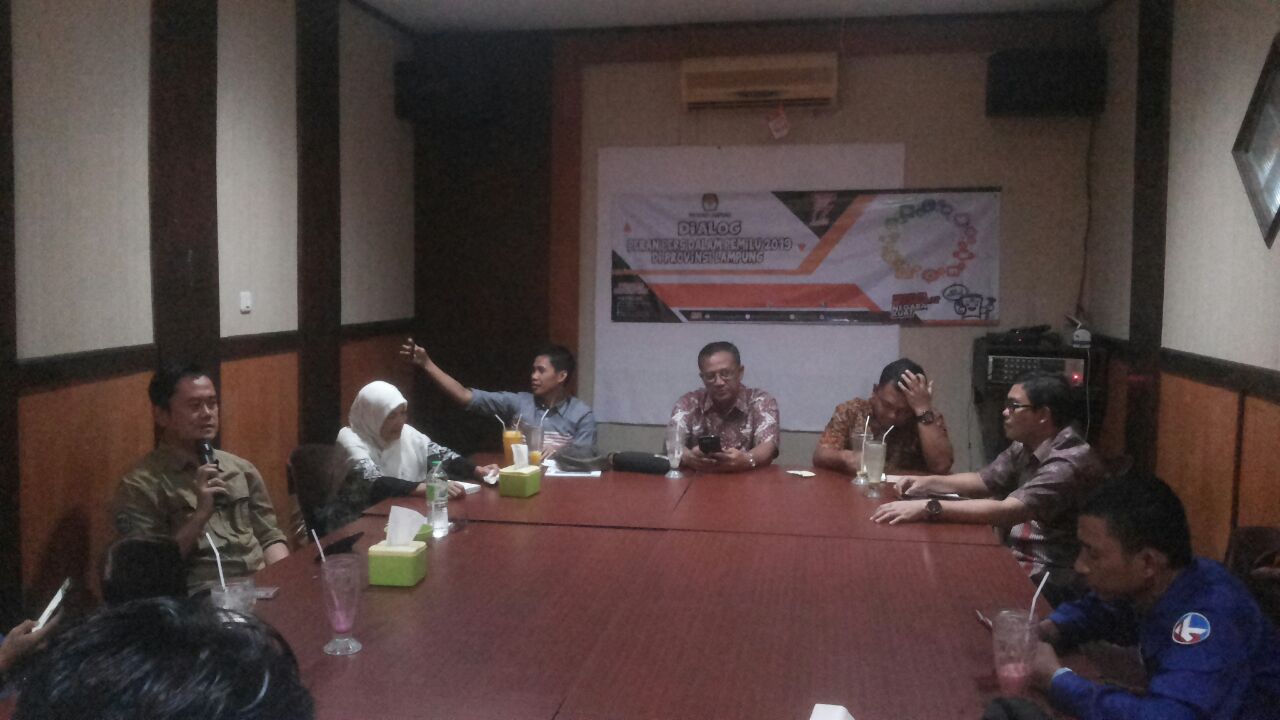 Cegah Beredarnya Berita Hoaks Jelang Pemilu, KPU lampung Gelar Diskusi Tentang Peran Pers