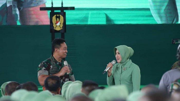 ksad-jenderal-andika-perkasa-dan-istri.jpg