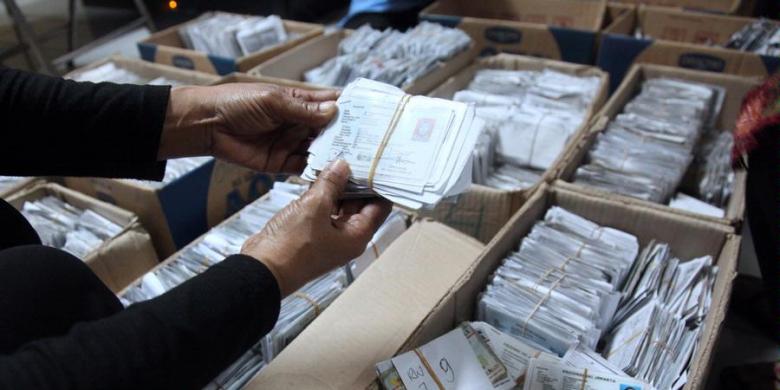 Yang Berlaku Saat Ini Elektronik KTP, Bukan KTP Lama!