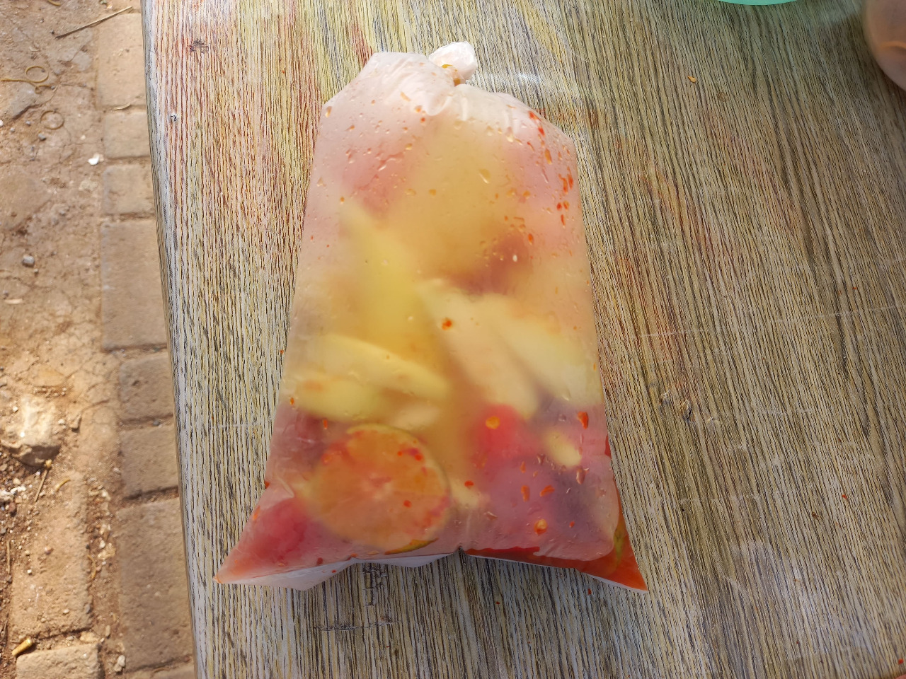 Kuliner Lampung, Asinan Buah Alam Mulya Cuma Rp 10 Ribu