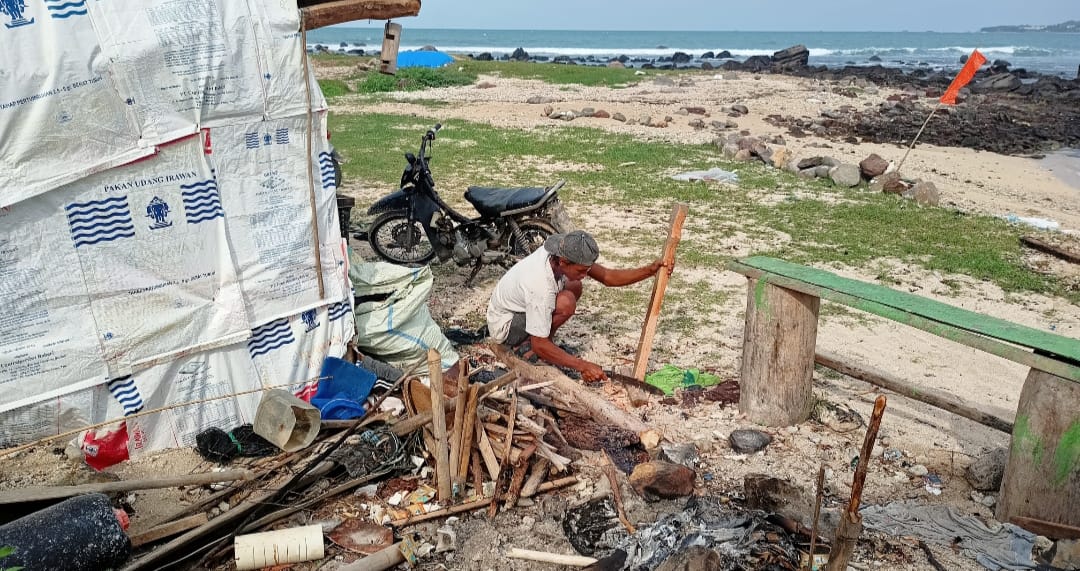 limbah-di-pantai-lampung-323.jpg