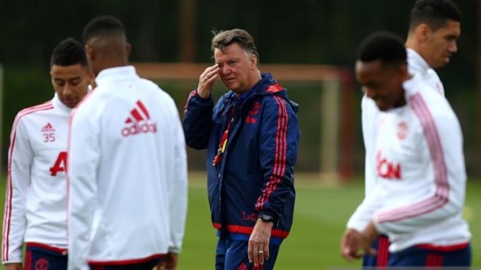 louis-van-gaal_20160525_201344.jpg