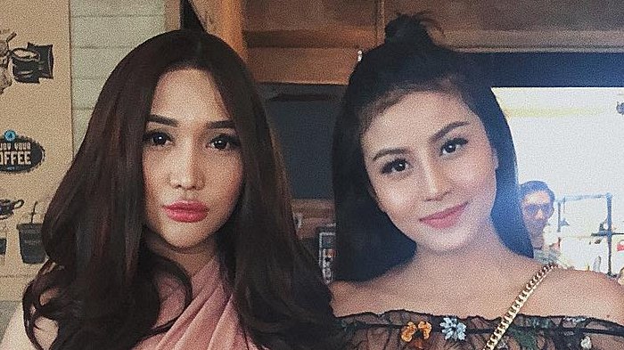 Rasakan Sakit Saat Datang Bulan, Awkarin Malah Sindir Lucinta Luna dengan Bilang Begini