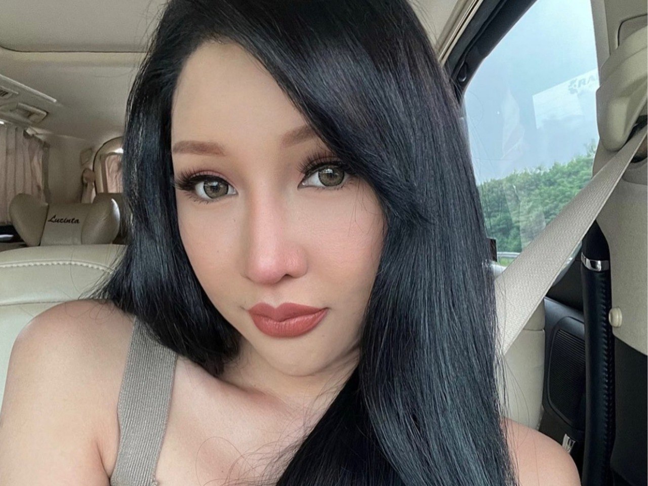 Lucinta Luna Jengkel Gagal Mesra dengan Pria Bule Gegara Ulah Nikita Mirzani