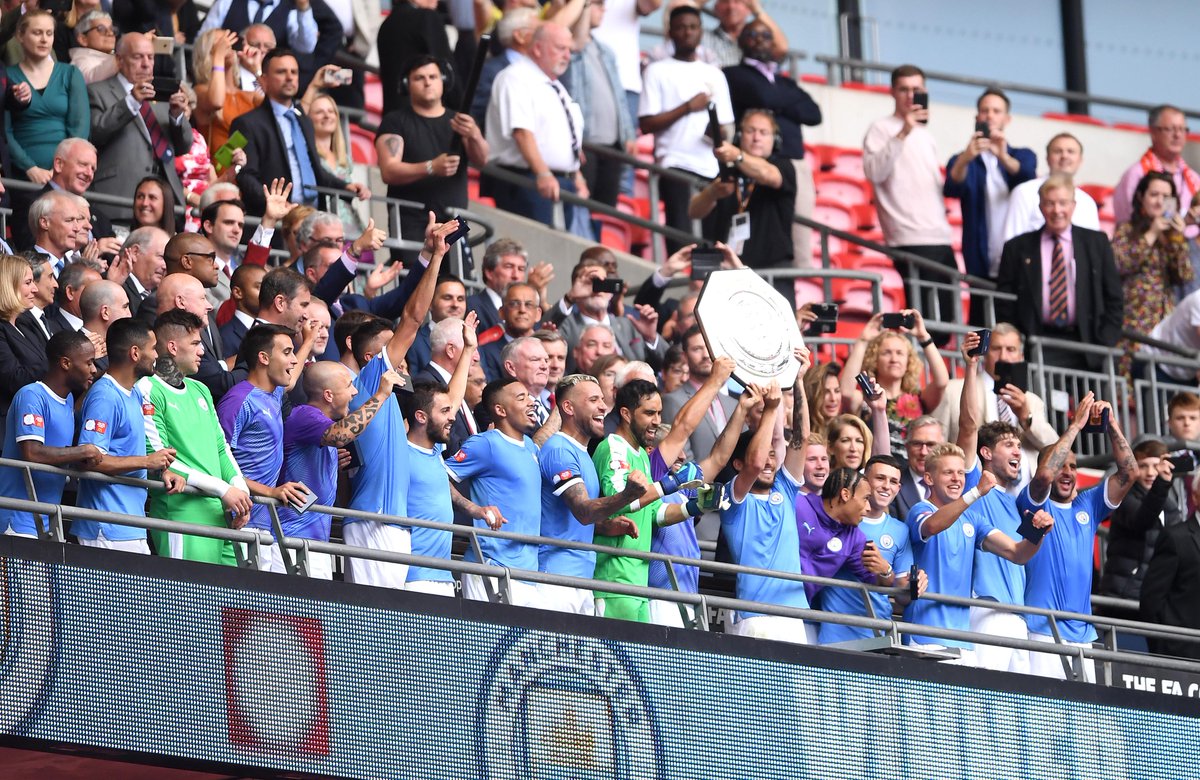 man-city-raih-trofi-community-shield-2019.jpg