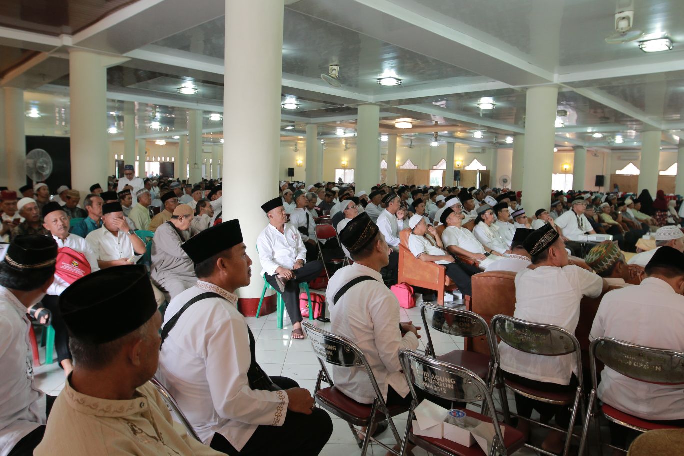 Calhaj Diimbau Tak Berlebihan Konsumsi Suplemen, Ini Dampak Negatifnya