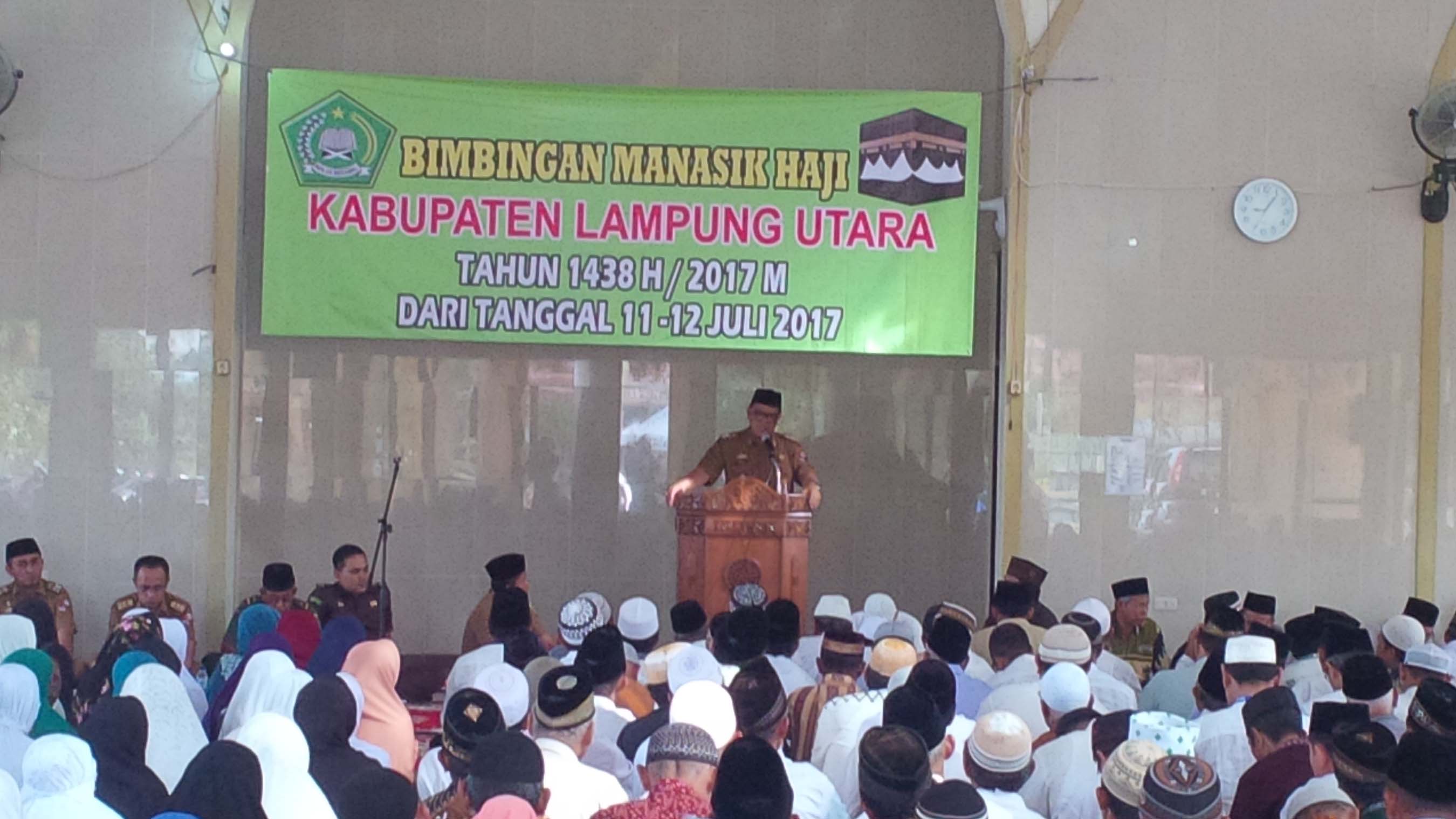 Samsir Buka Manasik Calon Jamaah Haji Lampura