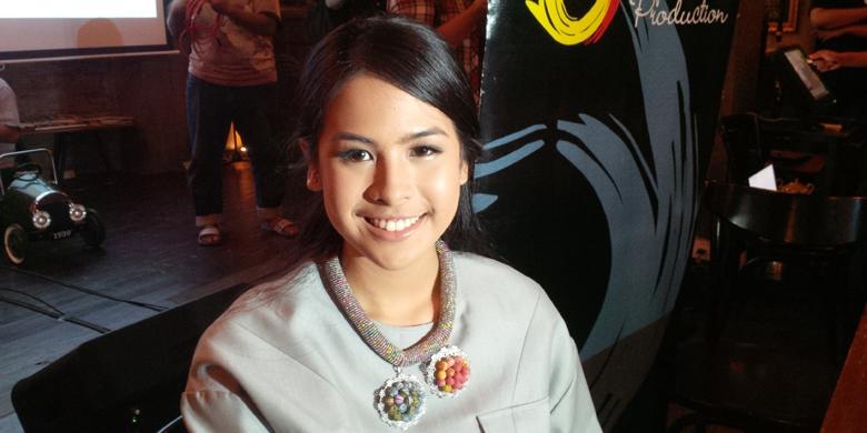 Keseruan Maudy Ayunda Berlibur di Yogyakarta Bersama Penggemar