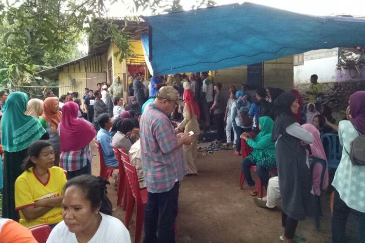 Hantam Mobil dan Motor, Alat Berat yang Tergelincir di Tanjakan Tewaskan Pasutri