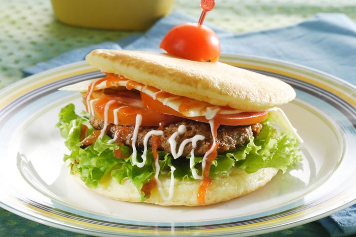 menu-buka-puasa-pancake-burger-bahan-dan-cara-buat-pancake-burger.jpg