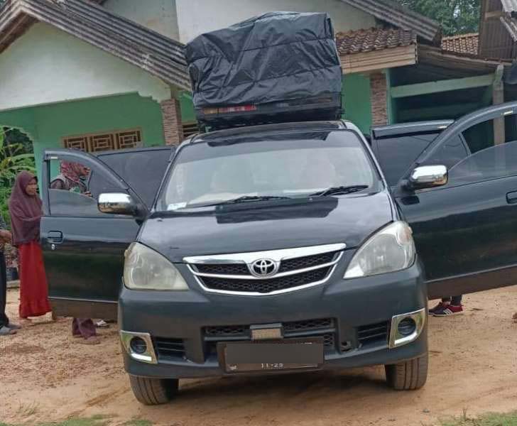 mobil-travel-yang-hilang-terakhir-terlihat-di-muara-dua-hendak-menuju-lampung.jpg