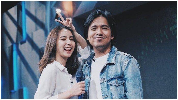 Momen Artis Joshua Suherman Lamar Clairine Clay di Depan Sahabat