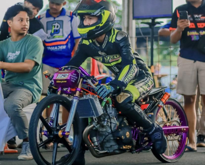 Pakai Motor Purpel jet, RJM Pringsewu Merajai Kejuraan Meikarta Autofest Drag Bike