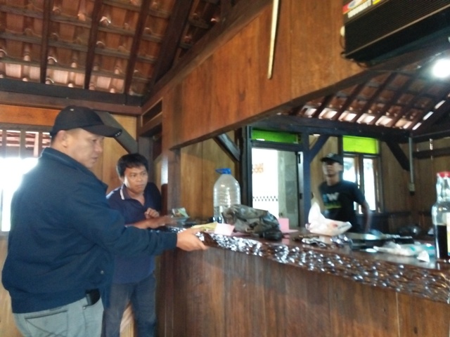 Mustafa Apresiasi Rumah Adat Jabilajep