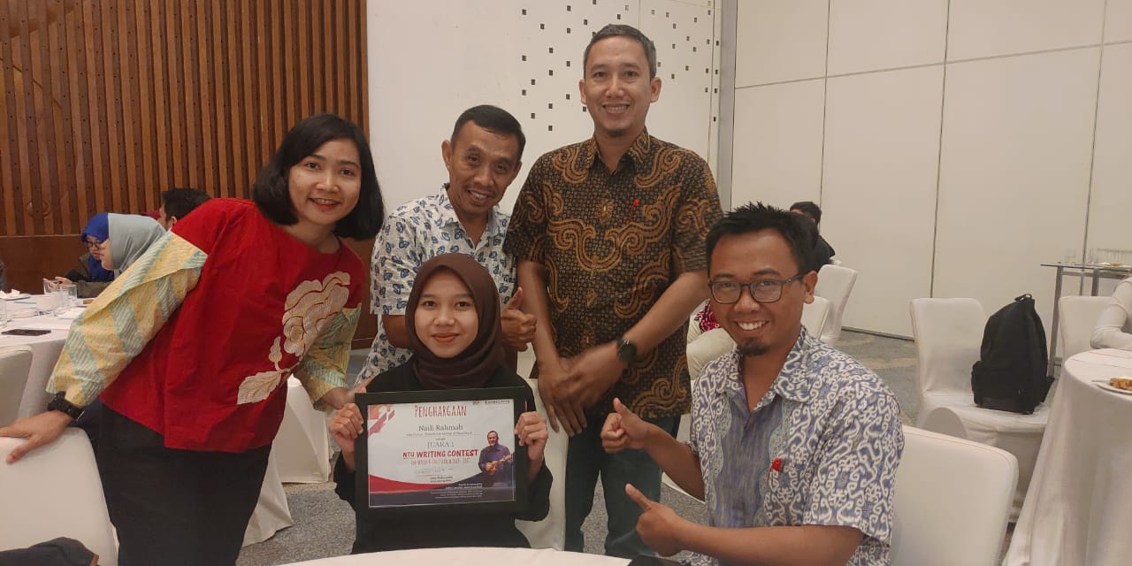 Gadis Lampung Juarai Kontes Menulis Peduli Lingkungan di Indonesia, Kalahkan Blogger hingga Wartawan