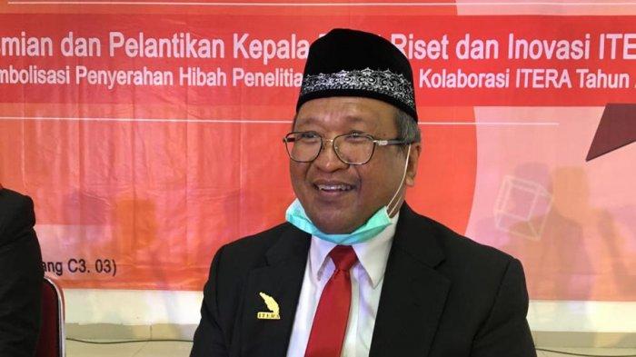 Ofyar Z Tamin Tetap Jalani Aktvitas Sebagai Rektor Itera Selama Isolasi di RSUDAM