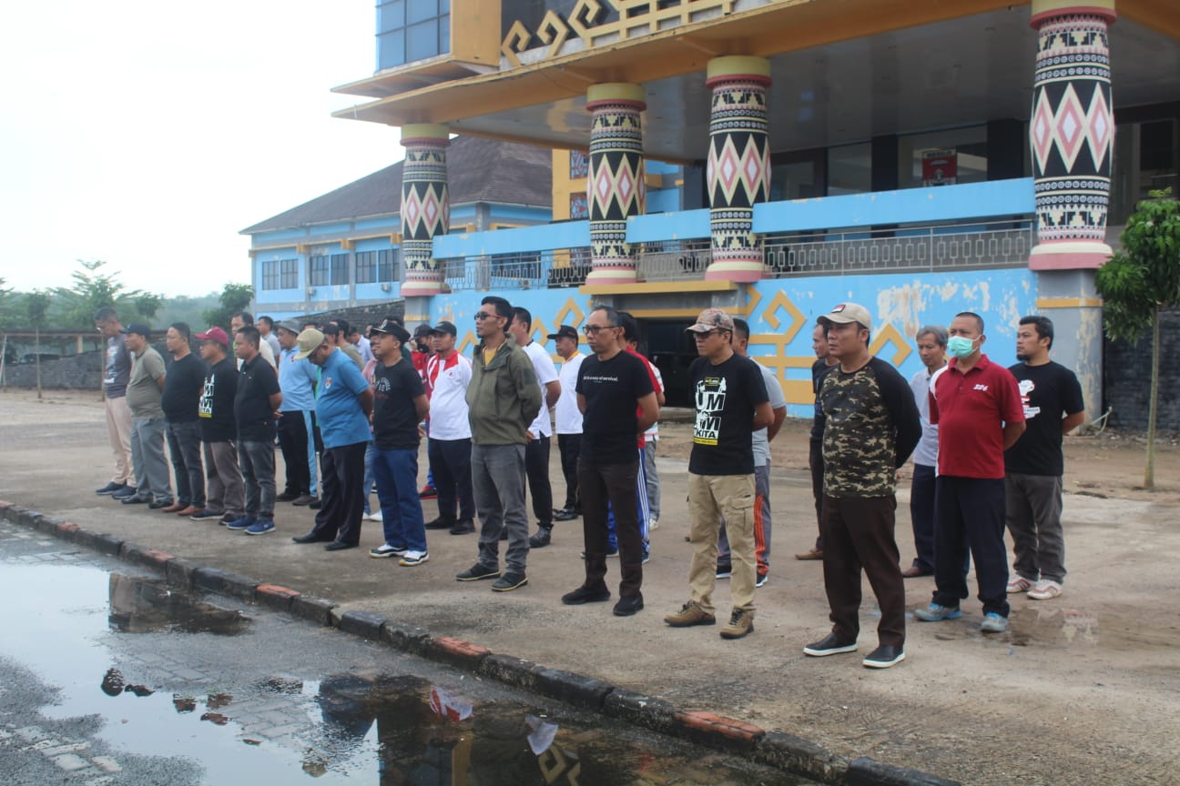 Tekankan Kedisiplinan, Supakar Instruksikan ASN Mesuji Lampung Bersih-bersih Kantor Tiap Jumat