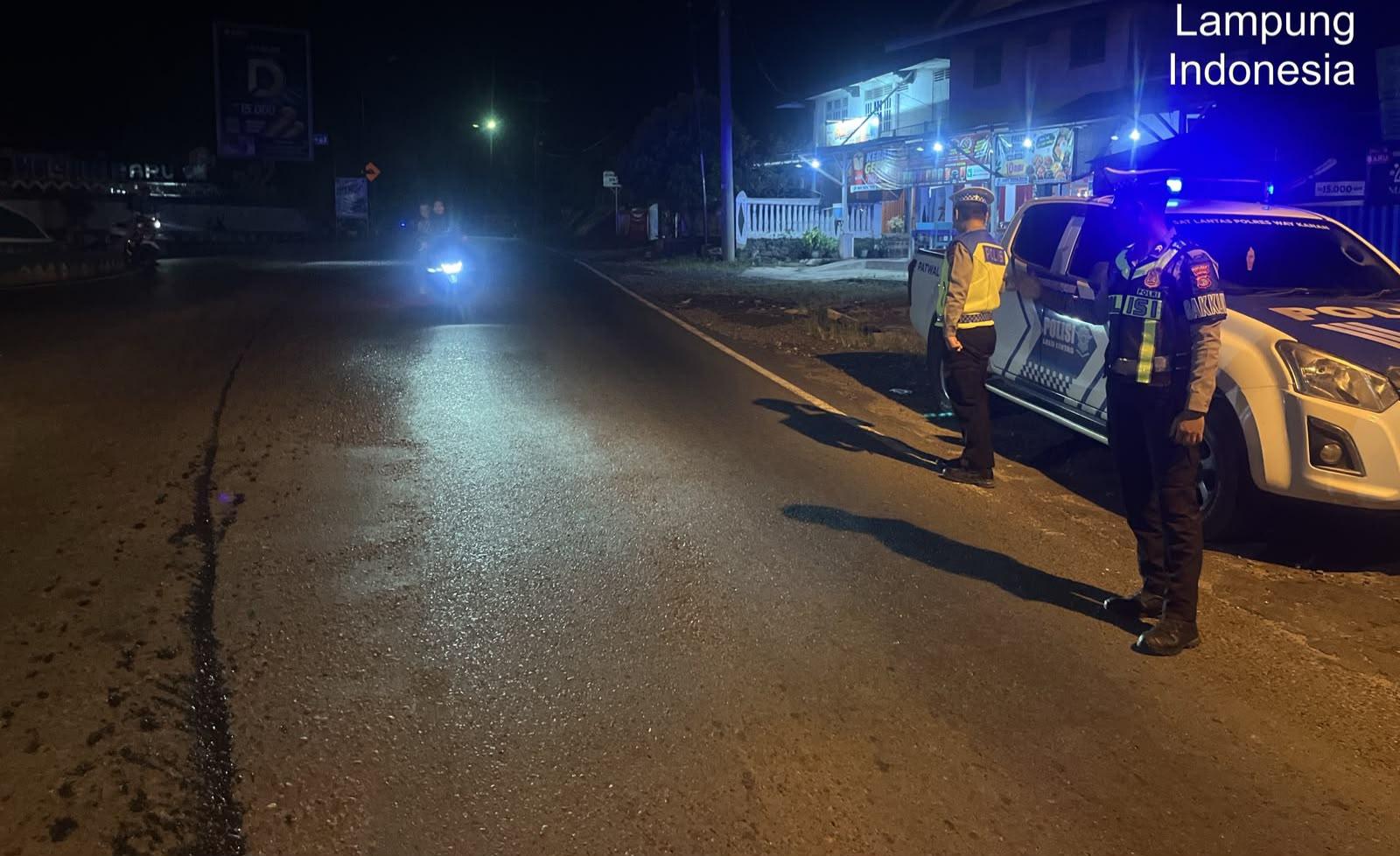 Sat Lantas Polres Way Kanan Gelar Patroli Blue Light untuk Tingkatkan Keamanan dan Keselamatan - Tribunlampung.co.id