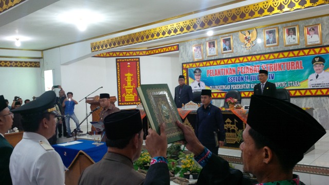 pelantikan-pejabat-pemkab-lampura_20160527_131928.jpg