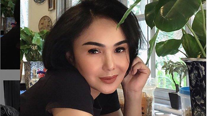 Yuni Shara Bagikan Potret Penampilan Gaya Rambut Baru, Bikin Pangling