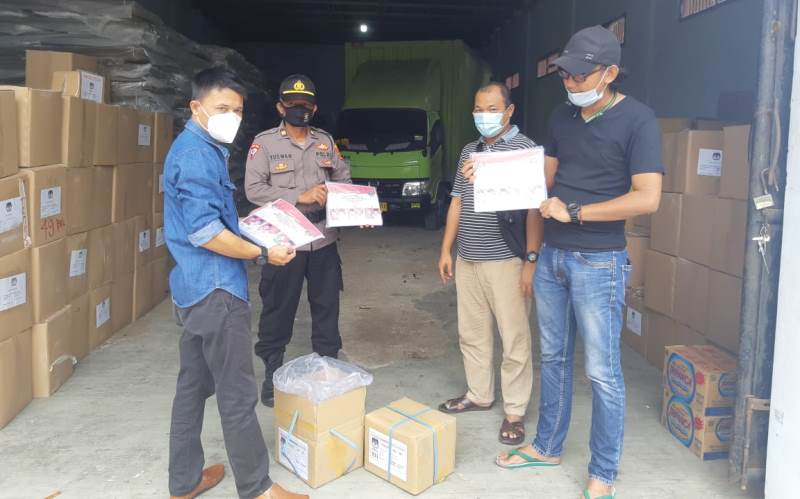 penerimaan-logistik-pilkada-oleh-kpu-bawaslu-dan-kepolisian.jpg