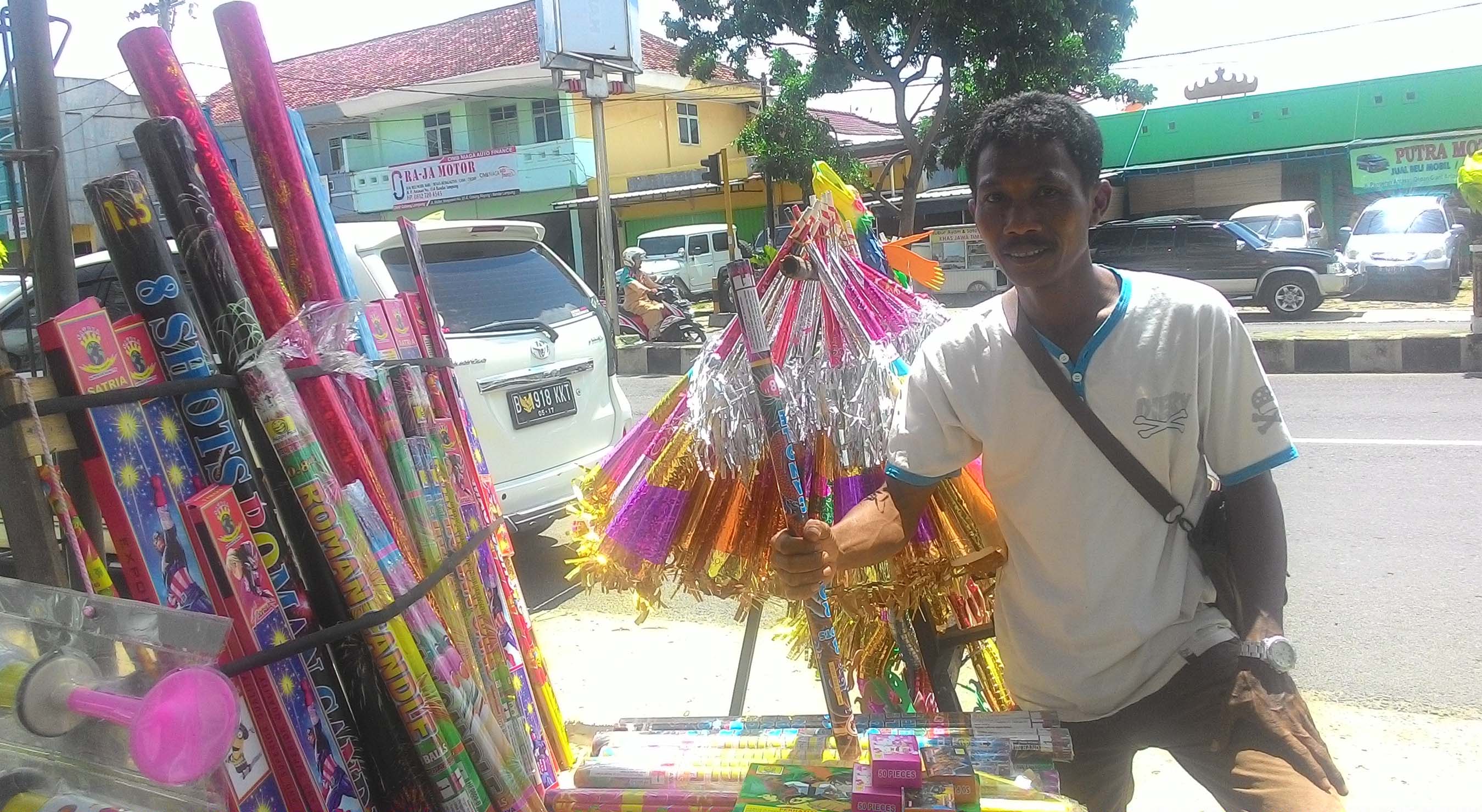 penjual-trompet_20151231_141922.jpg