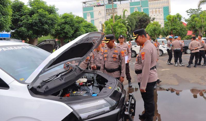 penyerahan-bantuan-mobil-listrik-di-polresta-bandar-lampung.jpg