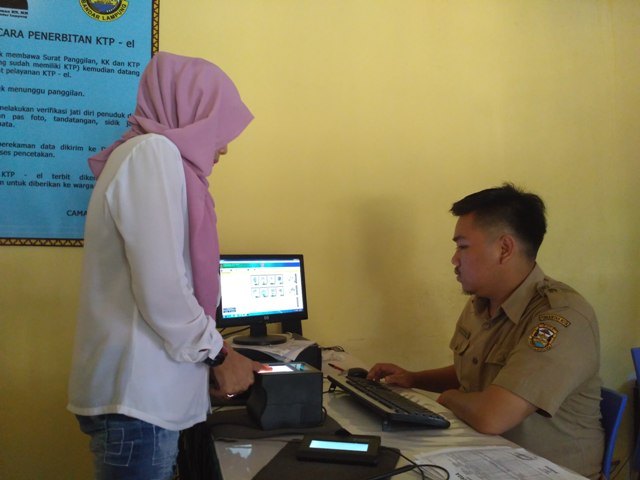 perekaman-e-ktp_20170731_171901.jpg