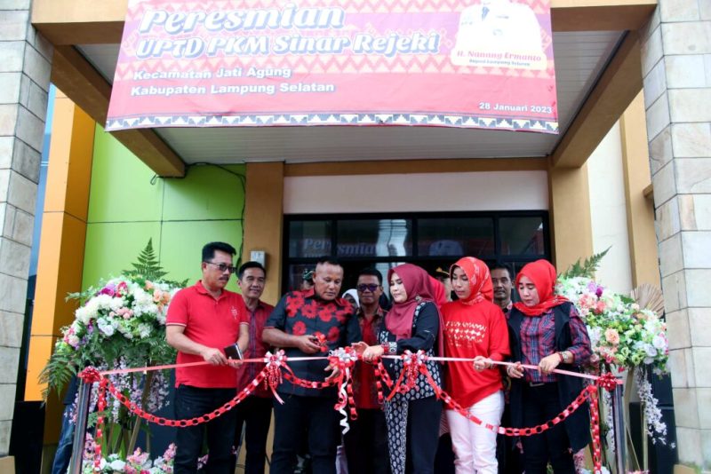 Bupati Lampung Selatan Nanang Ermanto Resmikan Puskesmas di Jati Agung untuk Masyarakat