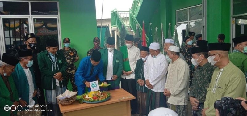 peringati-harlah-ke-98-pcnu-lampung-utara-gelar-sunatan-massal-dan-donor-darah.jpg