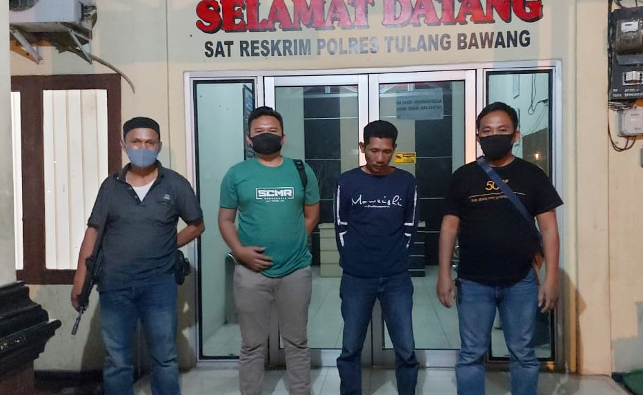 petani-di-tulangbawang-dibekuk-polisi-karena-curi-kayu-akasia-senilai-rp-150-juta.jpg