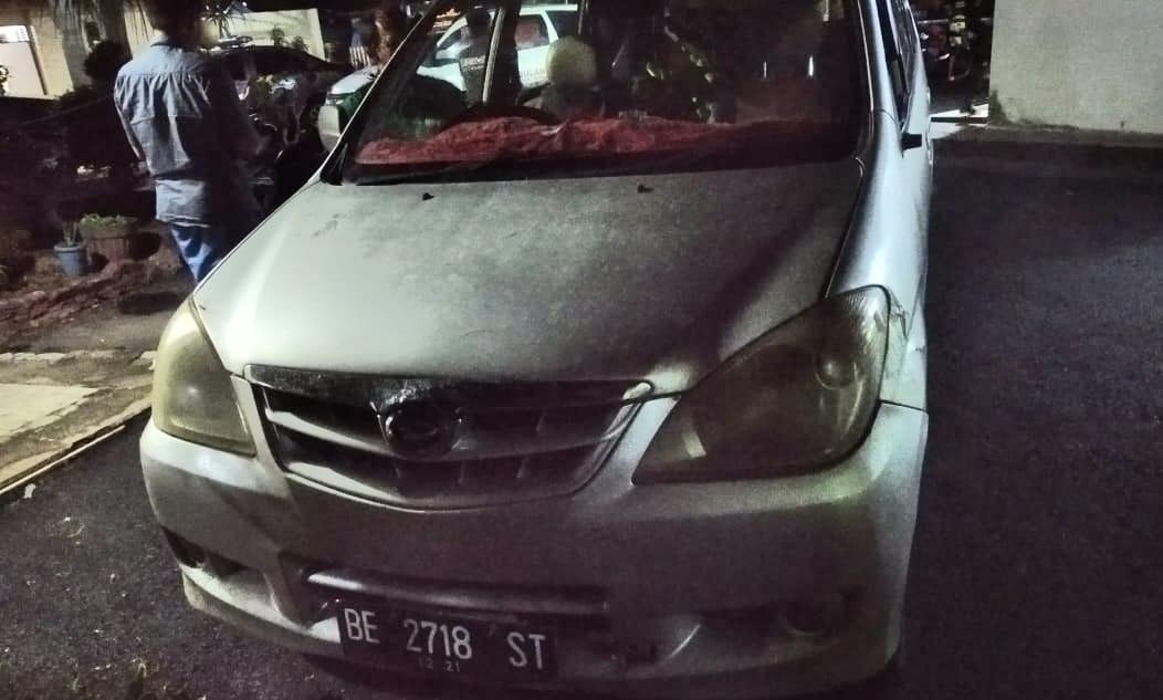 Polsek Talang Padang Tangkap Pencuri Pisang yang Menggunakan Mobil Xenia