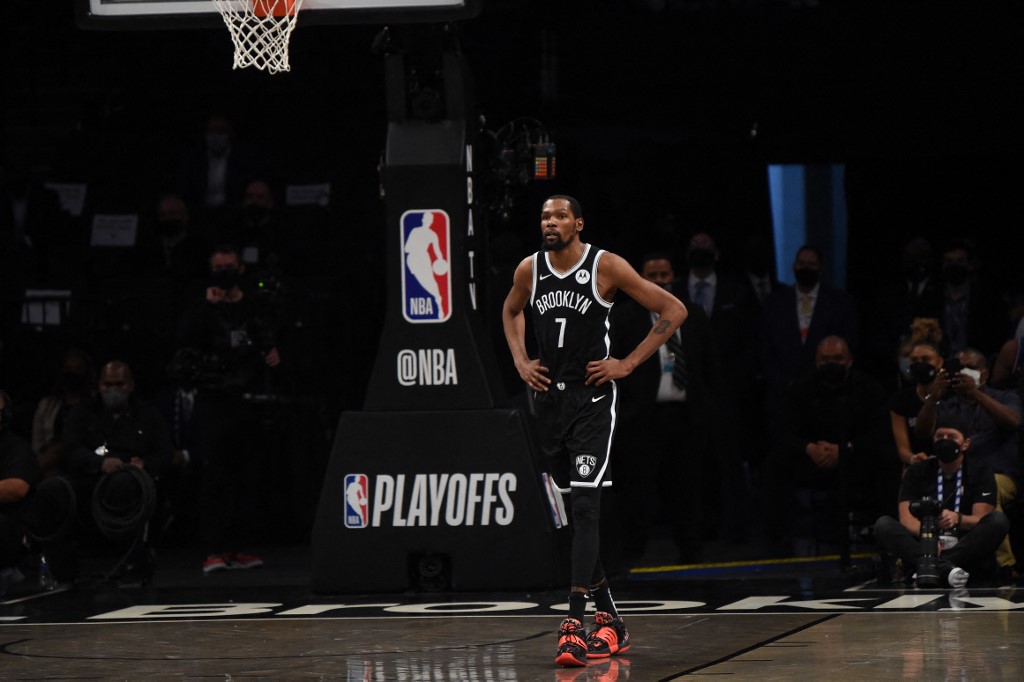 playoff-nba-2021-final-wilayah-timur-milwaukee-bucks-sukses-mengalahkan-brooklyn-nets.jpg