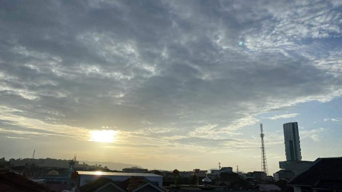 Prakiraan Cuaca Lampung Jumat 10 Juli 2026: Cerah Berawan, Sejumlah Wilayah Berpotensi Hujan Ringan - Tribunlampung.co.id