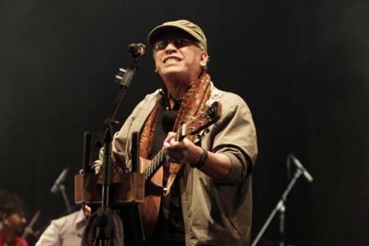 Chord Kumenanti Seorang Kekasih dari Iwan Fals, Lirik Lagu Kumenanti Seorang Kekasih
