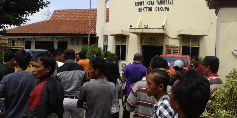 Kerumunan Massa Bikin Pra Rekonstruksi Mutilasi Batal