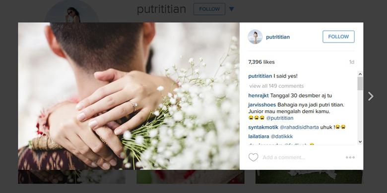 Cincin Bermata Satu Melingkar di Jari Manis Putri Titian