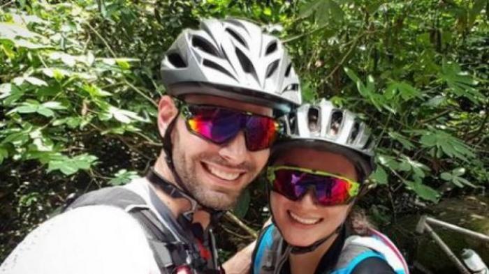 Tata Tommy Dikabarkan Lagi Lengket dengan Aktor Ganteng Hollywood