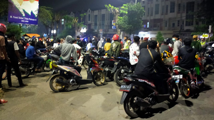 Razia Balap Motor Liar di PKOR Way Halim Bandar Lampung, Polisi Amankan Puluhan Pemuda