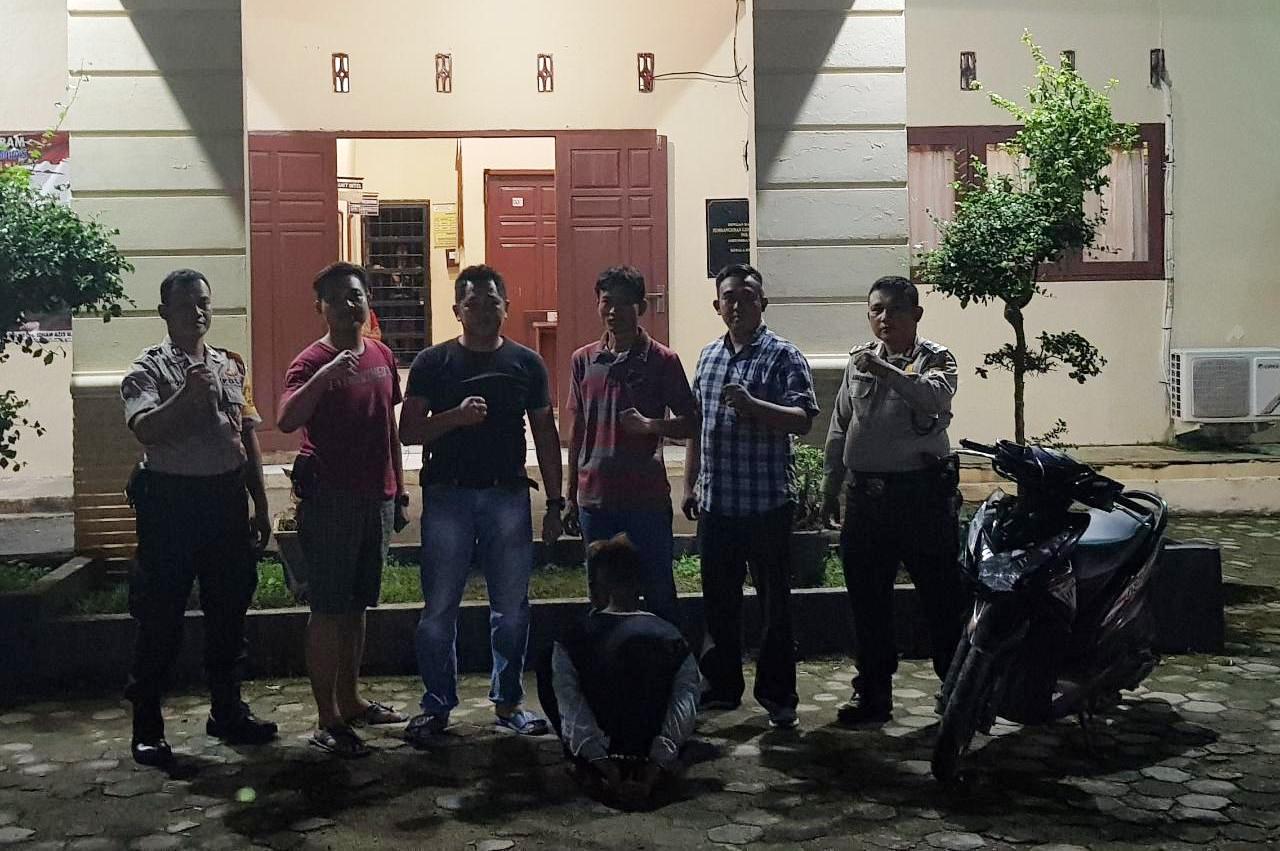 remaja-diamankan-polsek-padang-cermin-karena-mencuri-motor.jpg