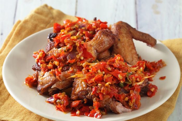 Resep Ayam Penyet Sambal Serai, Bahan dan Cara Buat Ayam Penyet Sambal Serai