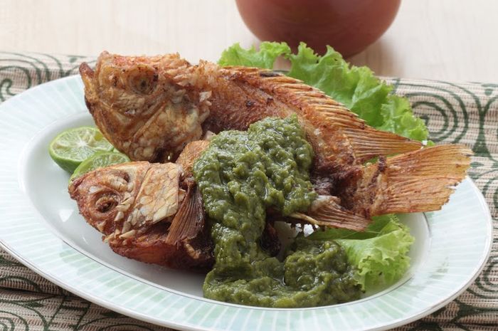 resep-masakan-nila-goreng-sambal-hijau-ulek-bahan-dan-cara-buat-nila-goreng-sambal-hijau-ulek.jpg