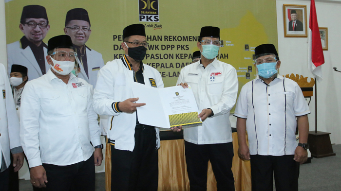 resmi-terima-rekomendasi-pks-rycko-johan-segera-konsolidasi-partai-untuk-pemenangan.jpg