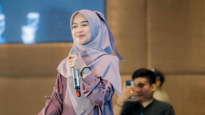 Alasan Ria Ricis Paksakan Diri Tetap Kerja Meski Sedang Sakit DBD
