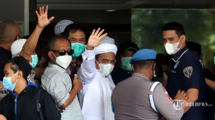 Tiga Anak Buah Rizieq Shihab Serahkan Diri ke Polda Metro Jaya